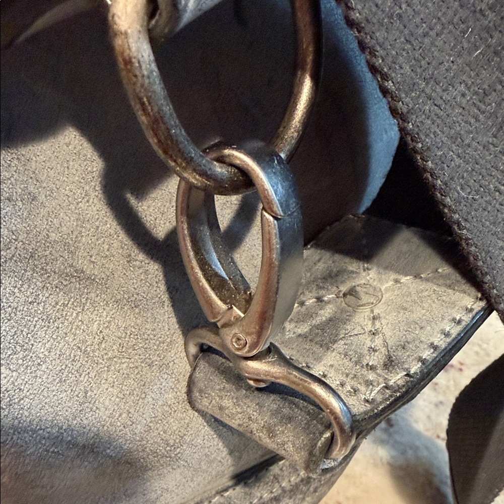 Nixon Calle Messenger Bag II 100% US Hide Leather Messenger Bag NWOT - Picture 7 of 11